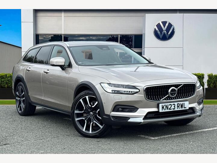 Volvo V90 Cross Country 2.0 B5 MHEV Ultimate Auto AWD Euro 6 (s/s) 5dr Volvo V90 Cross Country 2.0 B5 MHEV Ultimate Auto AWD Euro 6 (s/s) 5dr