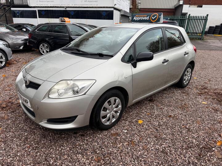 Toyota Auris 1.4 D-4D T3 5dr