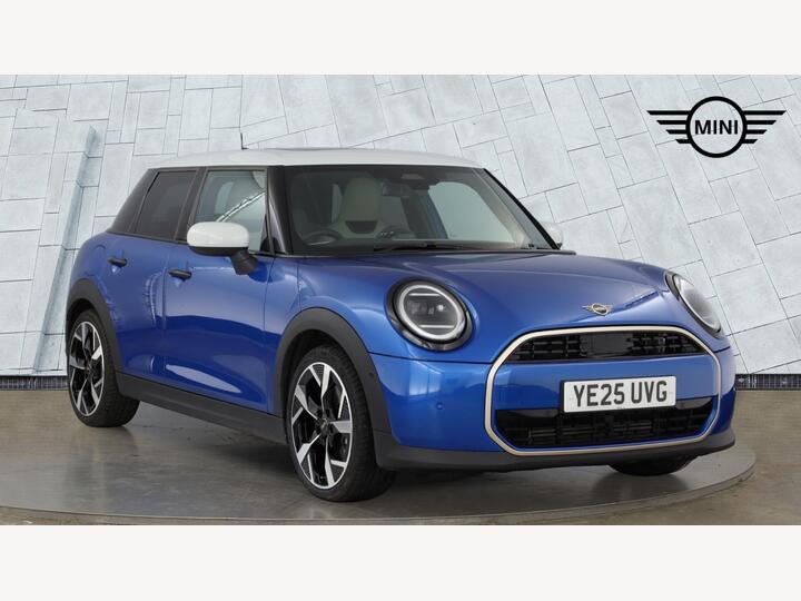 MINI Cooper 1.5C Exclusive Steptronic Euro 6 (s/s) 5dr