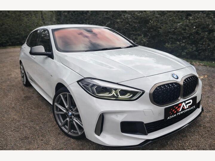 BMW 1 Series 2.0 M135i Auto XDrive Euro 6 (s/s) 5dr BMW 1 Series 2.0 M135i Auto XDrive Euro 6 (s/s) 5dr