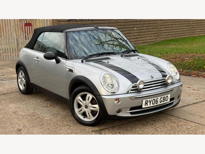 MINI Convertible 1.6 Cooper CVT Euro 3 2dr