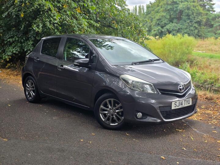 Toyota Yaris 1.33 Dual VVT-i Icon Plus Euro 5 5dr