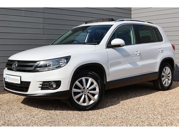 Volkswagen Tiguan 2.0 TDI BlueMotion Tech Match DSG 4WD Euro 5 (s/s) 5dr