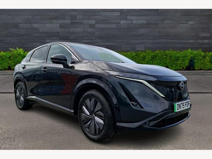 Nissan Ariya 63kWh Advance Auto 5dr 22kW Charger
