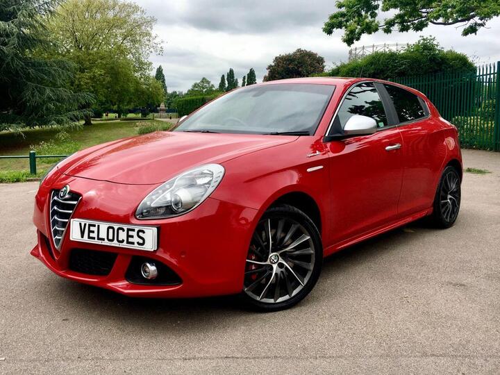 Alfa Romeo GIULIETTA 2.0 JTDM-2 Sportiva Nav TCT Euro 5 (s/s) 5dr Alfa Romeo GIULIETTA 2.0 JTDM-2 Sportiva Nav TCT Euro 5 (s/s) 5dr