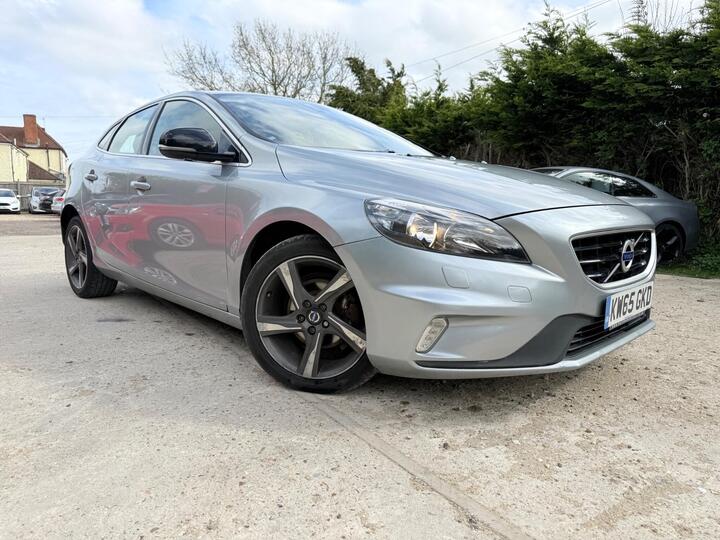 Volvo V40 2.0 D2 R-Design Nav Euro 6 (s/s) 5dr