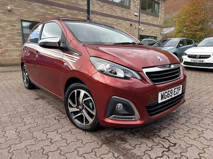 Peugeot 108 1.0 Collection Top! Euro 6 (s/s) 5dr Peugeot 108 1.0 Collection Top! Euro 6 (s/s) 5dr