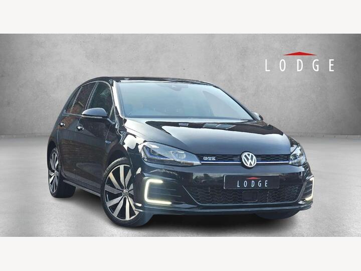 Volkswagen GOLF 1.4 TSI 8.7kWh GTE Advance DSG Euro 6 (s/s) 5dr