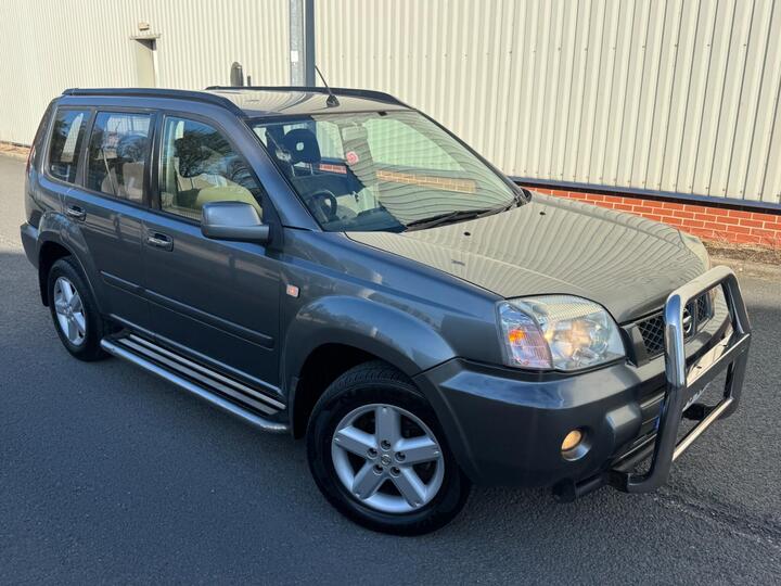 Nissan X-Trail 2.2 DCi SE 5dr