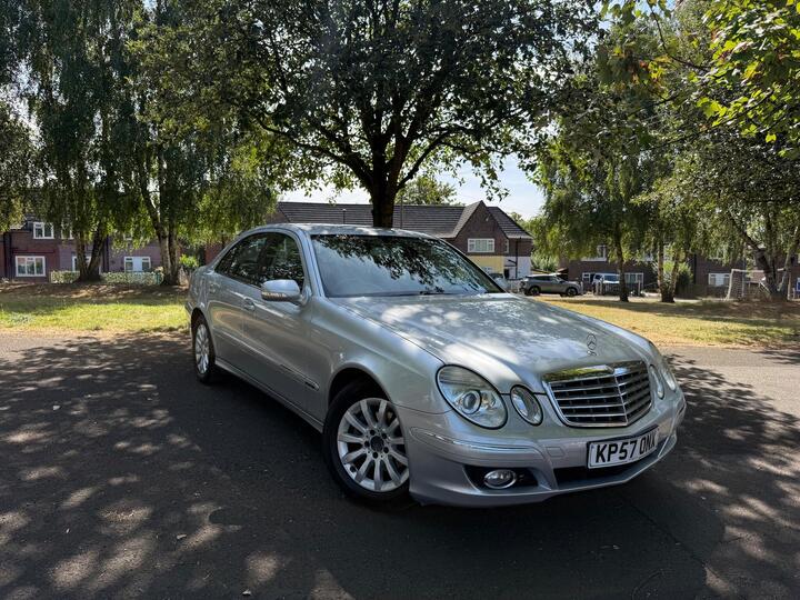 Mercedes-Benz E Class 1.8 E200 Kompressor Elegance 4dr