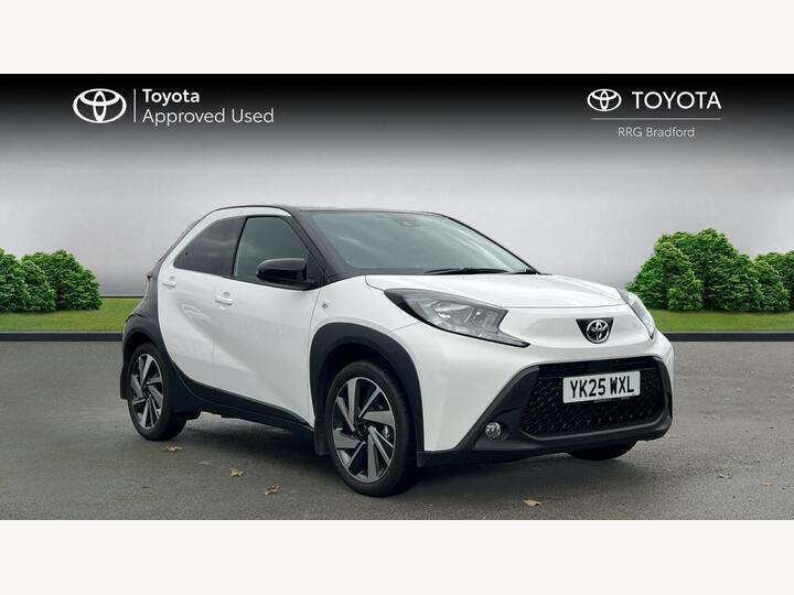 Toyota Aygo X 1.0 VVT-i Edge X-shift Euro 6 (s/s) 5dr Toyota Aygo X 1.0 VVT-i Edge X-shift Euro 6 (s/s) 5dr