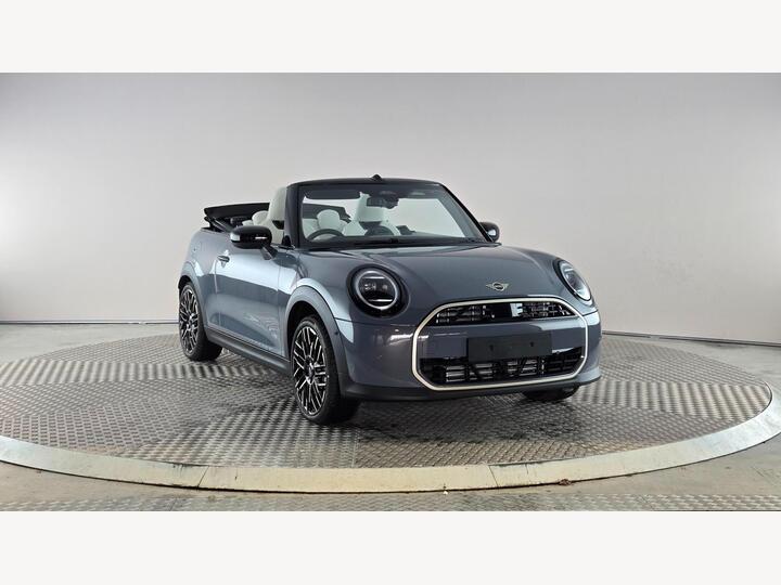 MINI Cooper Convertible 2.0C Exclusive Steptronic Euro 6 (s/s) 2dr