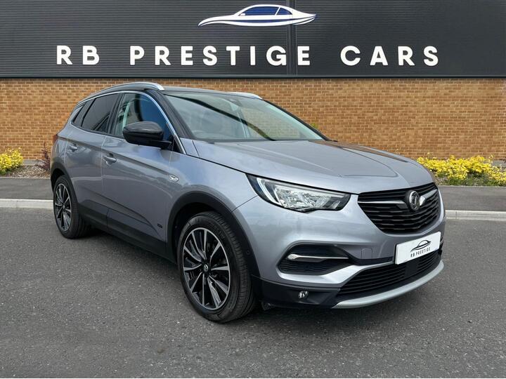 Vauxhall Grandland X 1.6 13.2kWh SRi Nav Auto 4WD Euro 6 (s/s) 5dr Hybrid4 Vauxhall Grandland X 1.6 13.2kWh SRi Nav Auto 4WD Euro 6 (s/s) 5dr Hybrid4
