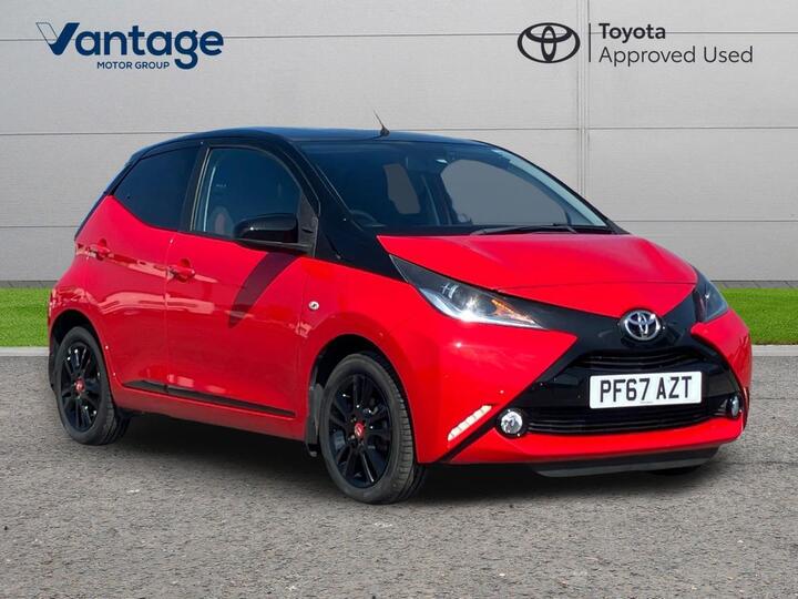 Toyota AYGO 1.0 VVT-i X-cite 4 Red Bi-Tone Euro 6 5dr