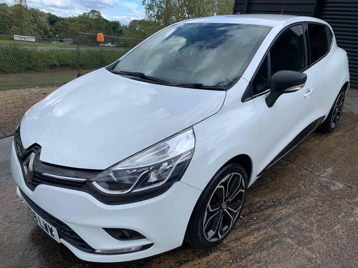 Renault Clio 0.9 TCe Iconic Euro 6 (s/s) 5dr