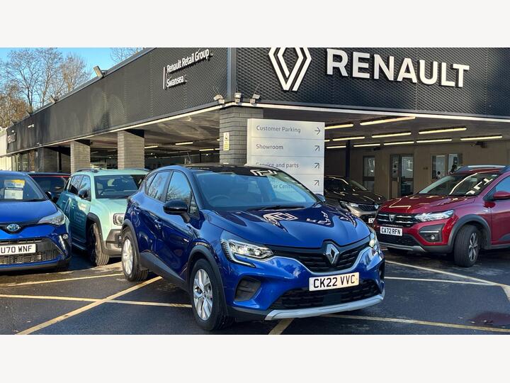 Renault CAPTUR 1.0 TCe Iconic Edition Euro 6 (s/s) 5dr Renault CAPTUR 1.0 TCe Iconic Edition Euro 6 (s/s) 5dr