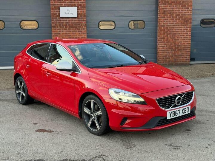 Volvo V40 2.0 T2 R-Design Nav Plus Euro 6 (s/s) 5dr