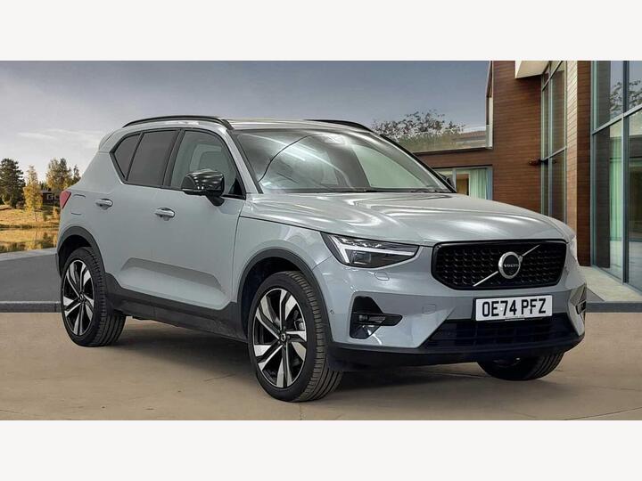 Volvo XC40 2.0 B3 MHEV Ultra Dark DCT Auto Euro 6 (s/s) 5dr