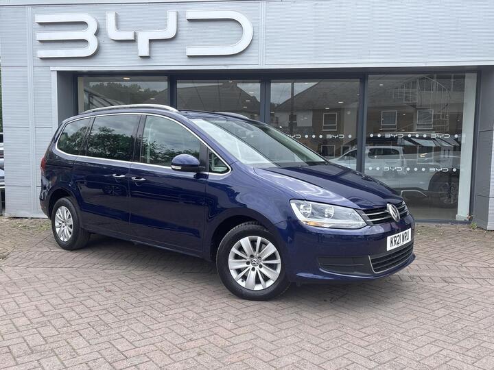 Volkswagen Sharan 1.4 TSI SE Nav DSG Euro 6 (s/s) 5dr Volkswagen Sharan 1.4 TSI SE Nav DSG Euro 6 (s/s) 5dr