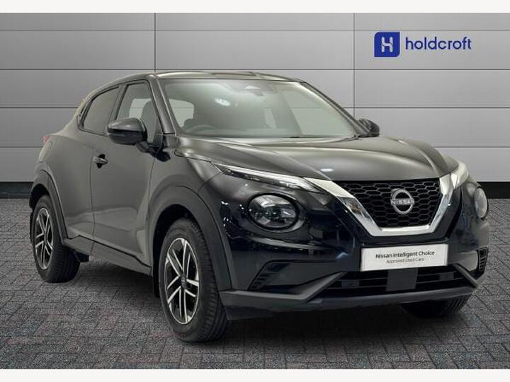 Nissan Juke 1.0 DIG-T N-Connecta Euro 6 (s/s) 5dr Nissan Juke 1.0 DIG-T N-Connecta Euro 6 (s/s) 5dr
