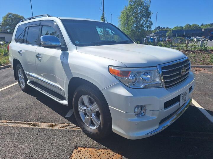 Toyota Land Cruiser 4.6 V8 Toyota Land Cruiser 4.6 V8