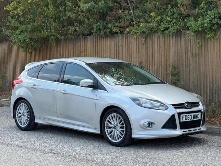 Ford Focus 1.0T EcoBoost Zetec S Euro 5 (s/s) 5dr