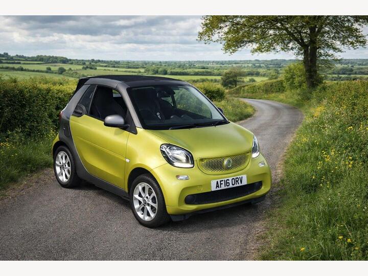 Smart Fortwo 1.0 Passion Cabriolet Twinamic Euro 6 (s/s) 2dr Smart Fortwo 1.0 Passion Cabriolet Twinamic Euro 6 (s/s) 2dr
