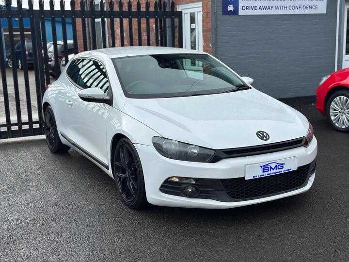 Volkswagen Scirocco 2.0 TDI BlueMotion Tech GT DSG Euro 5 (s/s) 3dr