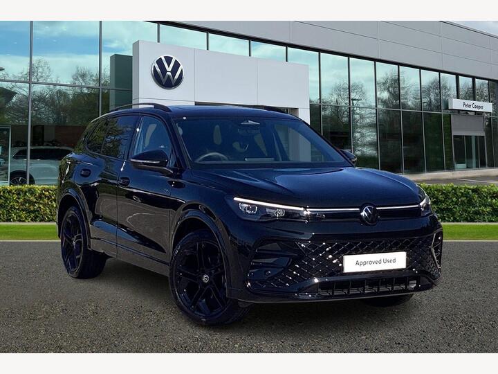 Volkswagen Tiguan 1.5 ETSI MHEV R-Line DSG Euro 6 (s/s) 5dr Volkswagen Tiguan 1.5 ETSI MHEV R-Line DSG Euro 6 (s/s) 5dr