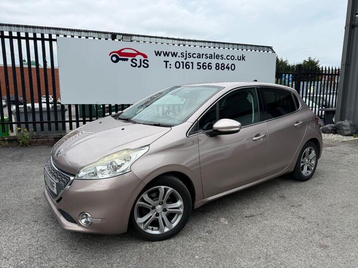 Peugeot 208 1.6 E-HDi Allure Euro 5 (s/s) 5dr