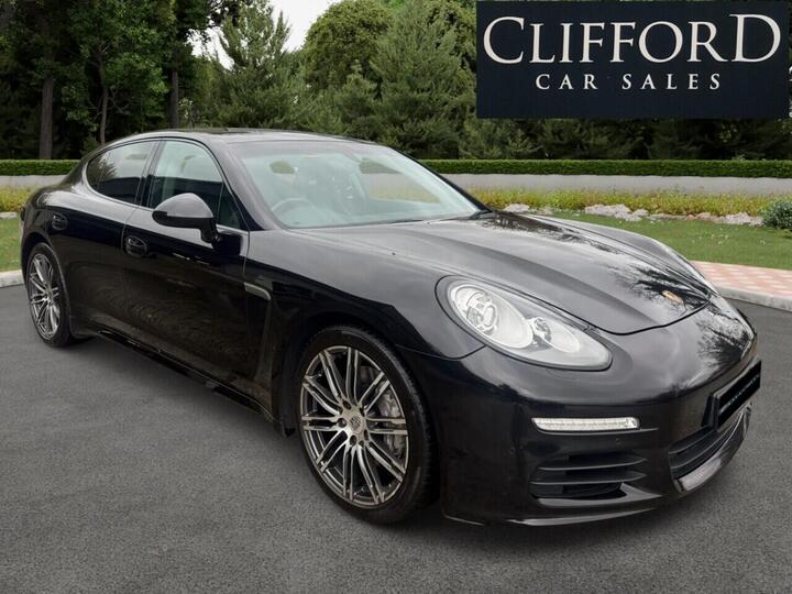 Porsche PANAMERA 3.0D V6 TiptronicS Euro 5 (s/s) 5dr Porsche PANAMERA 3.0D V6 TiptronicS Euro 5 (s/s) 5dr