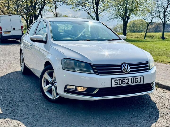 Volkswagen Passat 2.0 TDI BlueMotion Tech SE DSG Euro 5 (s/s) 4dr