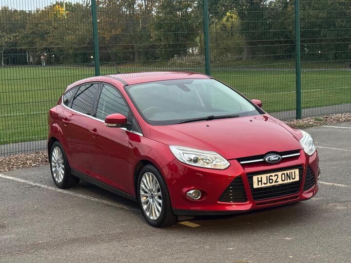 Ford Focus 1.0T EcoBoost Titanium X Euro 5 (s/s) 5dr