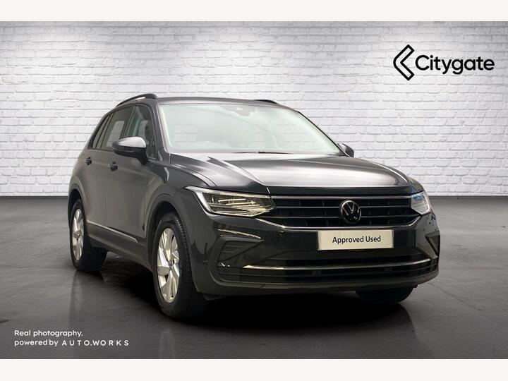 Volkswagen Tiguan 1.5 TSI Life Euro 6 (s/s) 5dr
