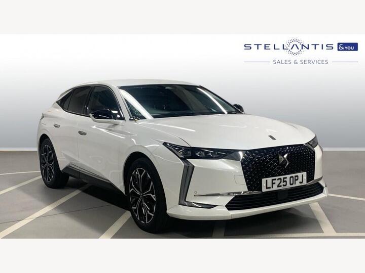 DS AUTOMOBILES DS 4 1.6 E-TENSE 12.4kWh Rivoli EAT8 Euro 6 (s/s) 5dr DS AUTOMOBILES DS 4 1.6 E-TENSE 12.4kWh Rivoli EAT8 Euro 6 (s/s) 5dr