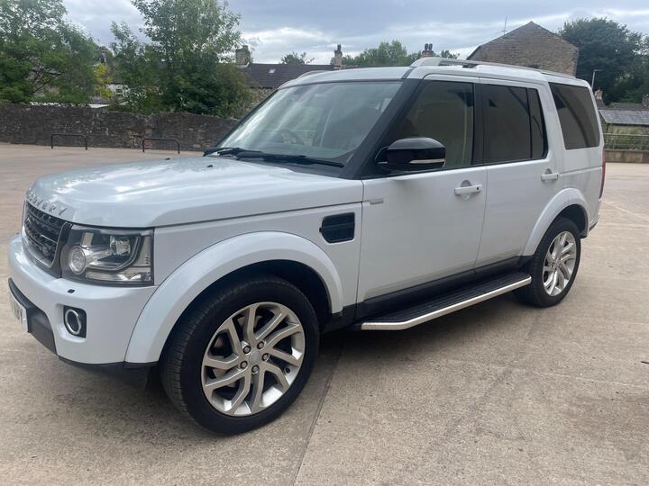 Land Rover Discovery 4 3.0 SD V6 Landmark Auto 4WD Euro 6 (s/s) 5dr Land Rover Discovery 4 3.0 SD V6 Landmark Auto 4WD Euro 6 (s/s) 5dr