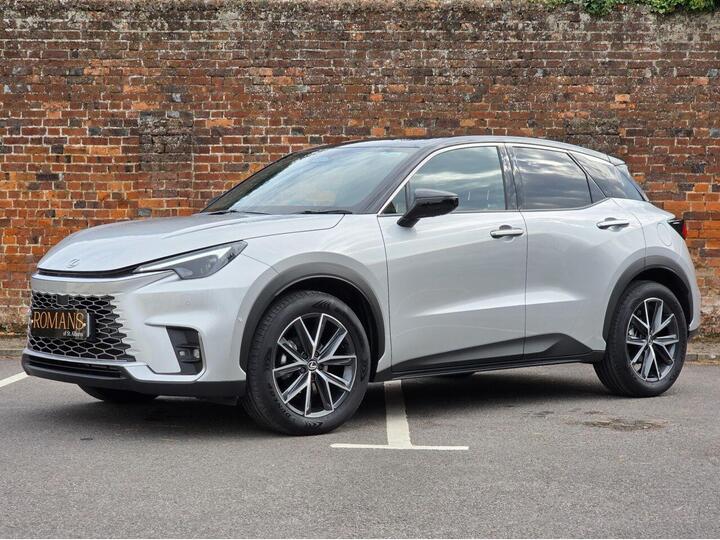 Lexus LBX 1.5 VVT-iE Takumi E-CVT Euro 6 (s/s) 5dr