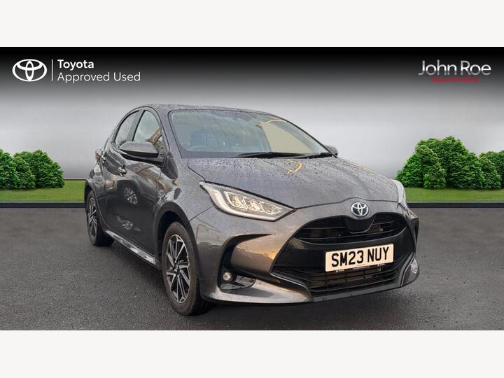 Toyota Yaris 1.5 VVT-h Design E-CVT Euro 6 (s/s) 5dr