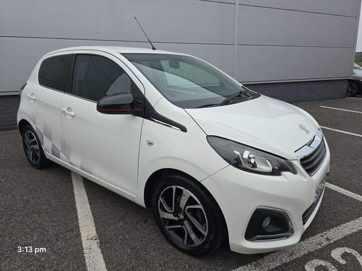 Peugeot 108 1.2 PureTech Allure Euro 6 5dr Peugeot 108 1.2 PureTech Allure Euro 6 5dr