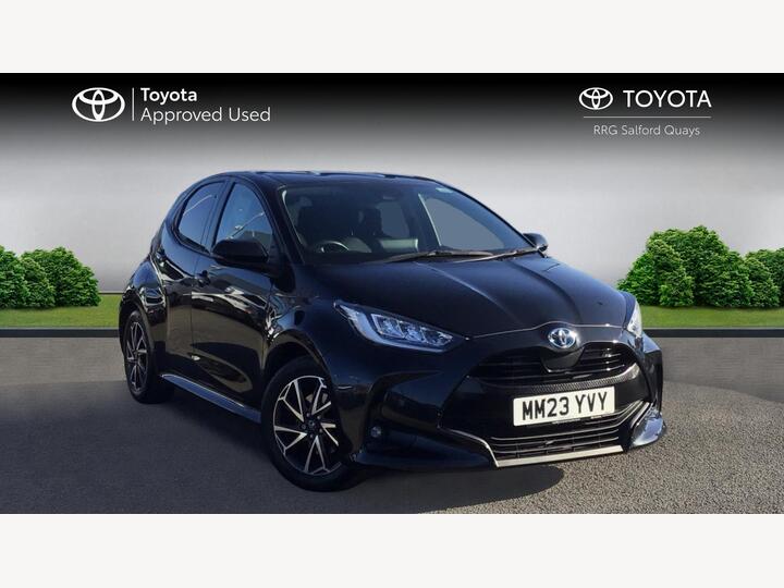 Toyota Yaris 1.5 VVT-h Design E-CVT Euro 6 (s/s) 5dr