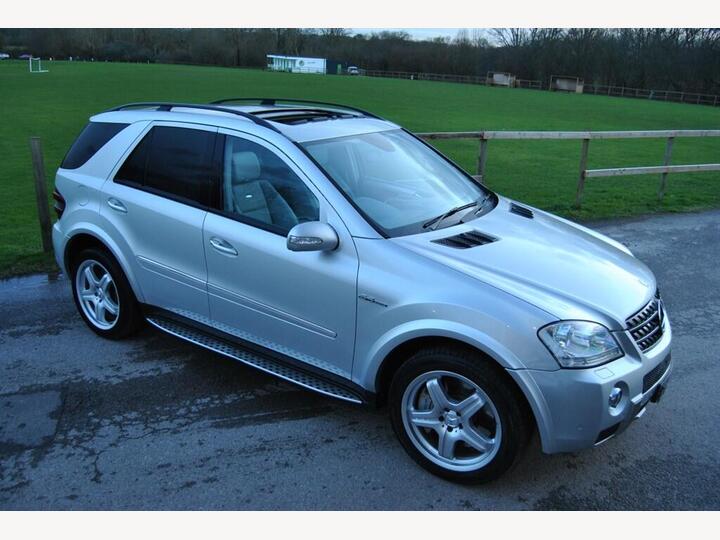 Mercedes-Benz M Class 6.3 ML63 AMG 7G-Tronic 5dr