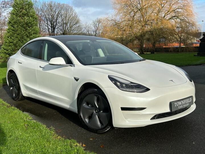 Tesla Model 3 Standard Range Plus Auto RWD 4dr