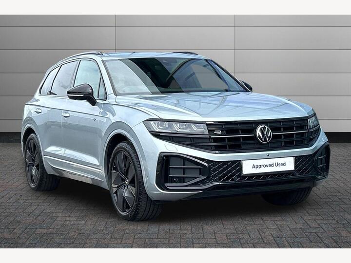 Volkswagen Touareg 3.0 TDI V6 Black Edition Tiptronic 4Motion Euro 6 (s/s) 5dr