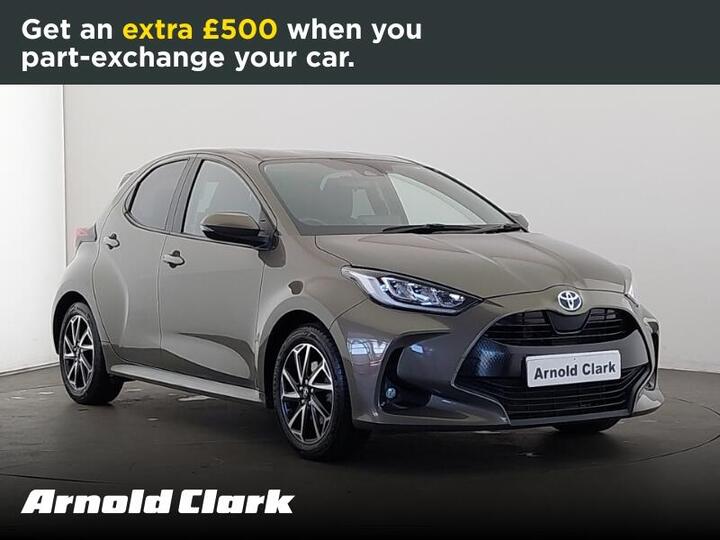 Toyota Yaris 1.5 VVT-h Design E-CVT Euro 6 (s/s) 5dr