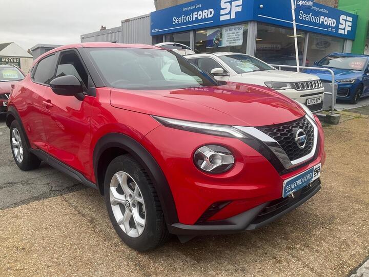 Nissan Juke 1.0 DIG-T N-Connecta Euro 6 (s/s) 5dr