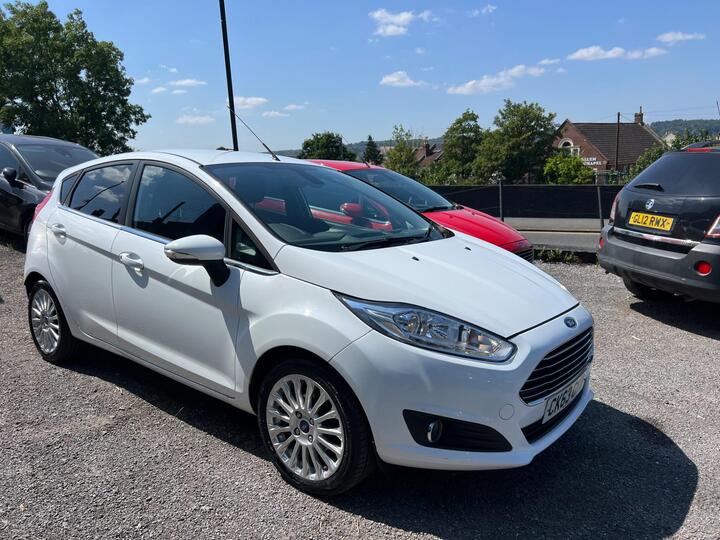 Ford Fiesta 1.0T EcoBoost Titanium Euro 5 (s/s) 5dr
