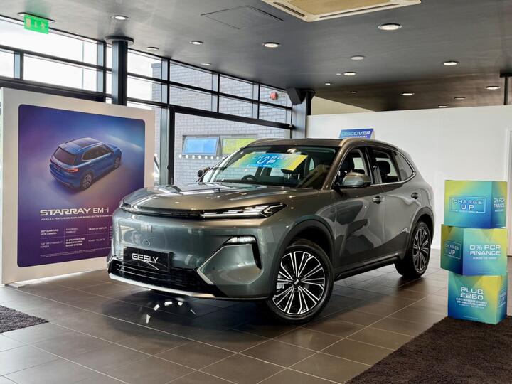Geely Starray 1.5 EM-i 29.8kWh Ultra Auto Euro 6 (s/s) 5dr