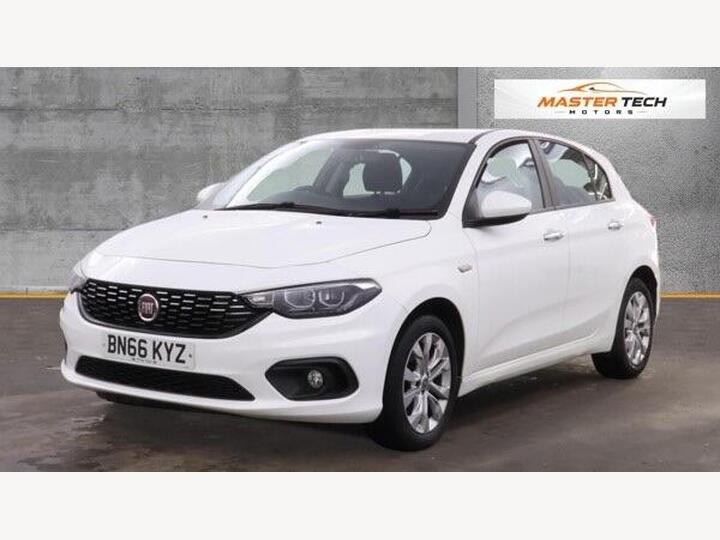 Fiat Tipo 1.4 MPI Easy Plus Euro 6 5dr