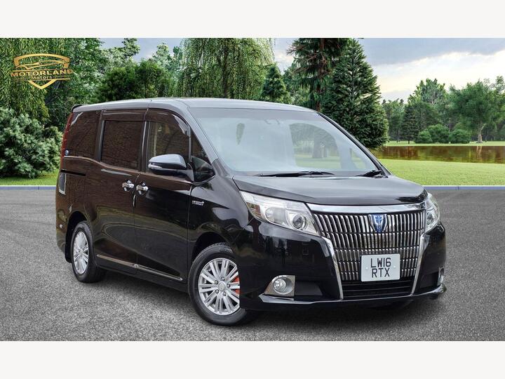 Toyota Noah / Esquire 1.8L HYBRID AUTO 7 SEATS 5 DR