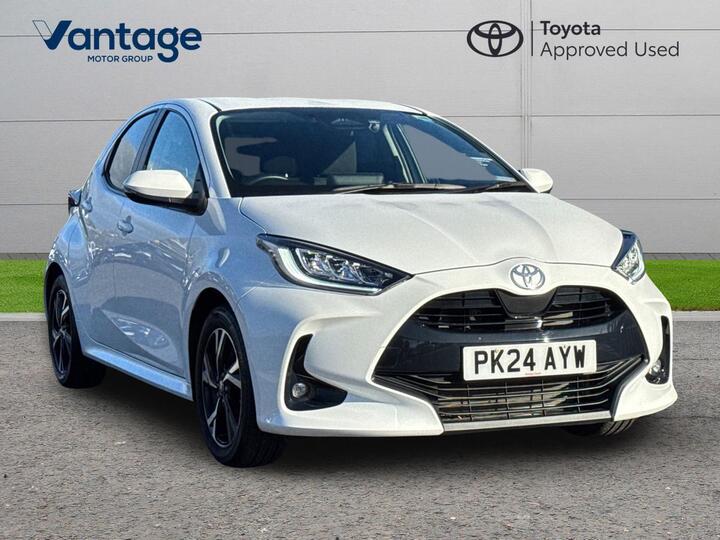 Toyota Yaris 1.5 VVT-h Design E-CVT Euro 6 (s/s) 5dr